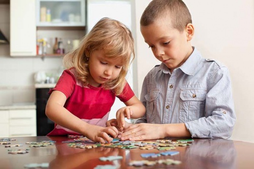 Como ensinar seu filho a ser generoso?