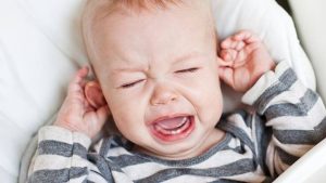O que fazer quando seus filhos estão com dor de ouvido?