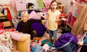 Ensine as crianças a arrumar os brinquedos sozinhas