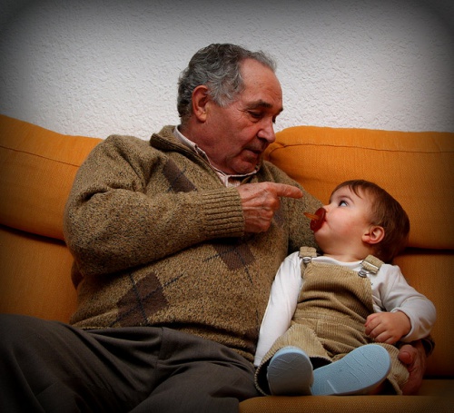 Dividir as tarefas com os avós. Há um limite?