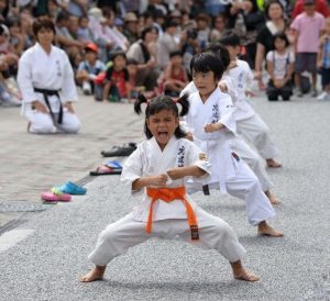 As artes marciais para moldar o caráter das crianças
