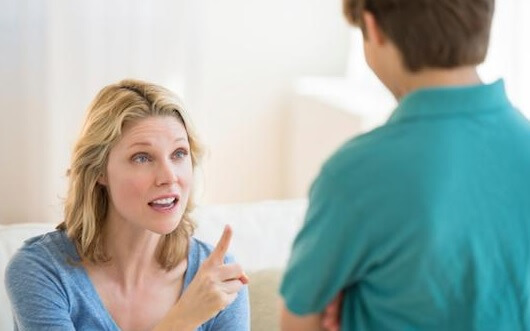 perdendo a sua autoridade