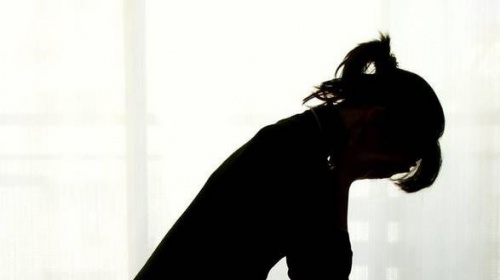 mulher-triste-500x280