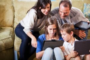 O que são os pais helicópteros?