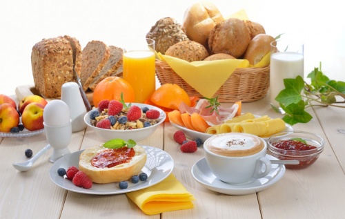 Aprenda a preparar três deliciosos cafés da manhã