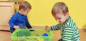 Como ensinar seus filhos a serem organizados