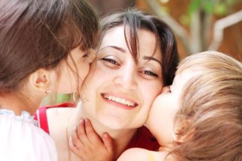 Ser mãe é ser feliz com a felicidade de seus filhos