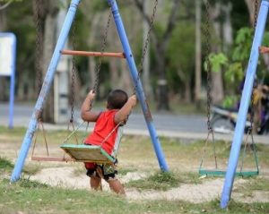 Ensine ao seu filho o que fazer quando ele se perder ou se afastar de você