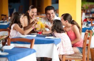 A importância de jantar em família todos os dias