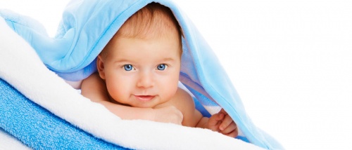 Como limpar o nariz e os ouvidos do seu bebê?