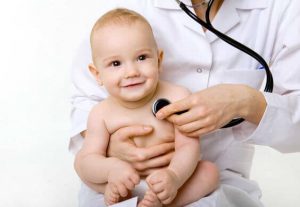 Exames médicos do primeiro ano do bebê