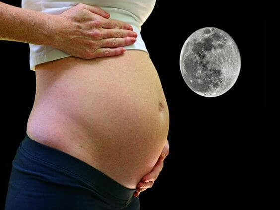 fase lunar influência no parto