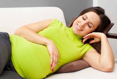 5 razões para falar com o bebê durante a gravidez