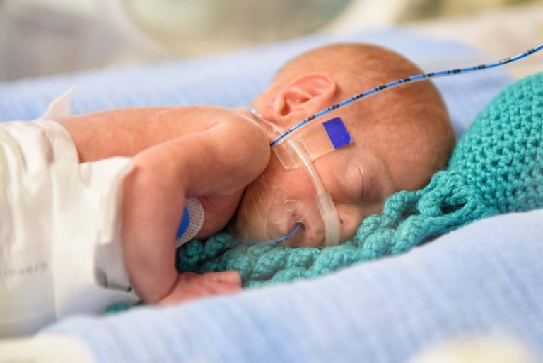 Cada vez mais bebês prematuros extremos sobrevivem