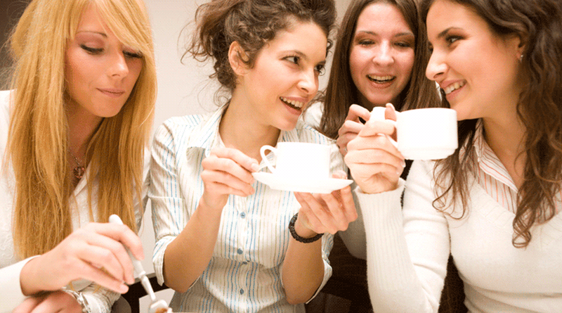 Um café com outras mães é necessário
