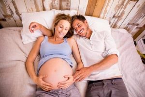 Você sabia que os homens também podem ter sintomas de gravidez?