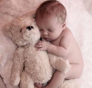 Carta de um bebê que acorda à noite procurando pela mamãe