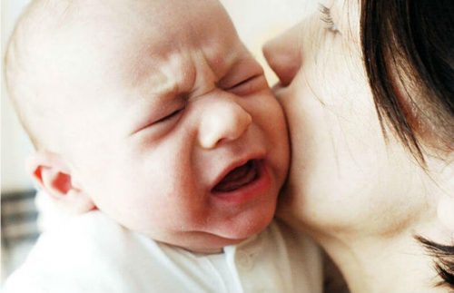 deixar o bebê chorar