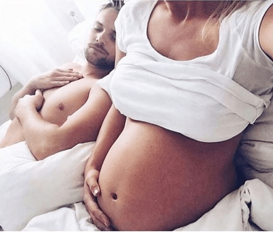 pais e a intimidade de uma mulher