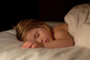 9 dicas para ajudar seu filho a não molhar a cama
