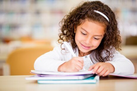 7 formas de estimular a escrita criativa nas crianças