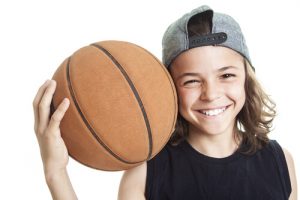 Basquete para crianças: benefícios físicos, cognitivos e sociais