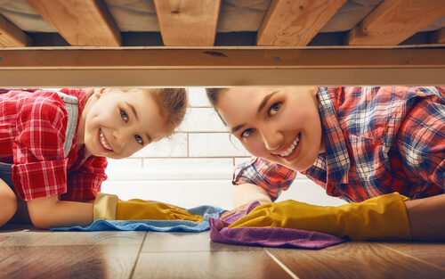 Ensine seus filhos a ajudar nas tarefas domésticas