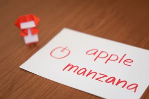 As crianças podem aprender dois idiomas ao mesmo tempo?