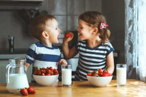 Tortas de fruta para crianças