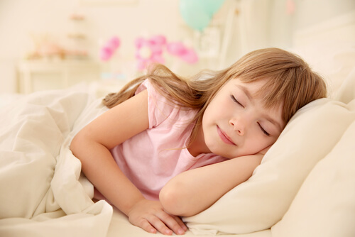 Quanto tempo as crianças precisam dormir?