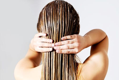 Riscos de se tingir o cabelo durante a gravidez