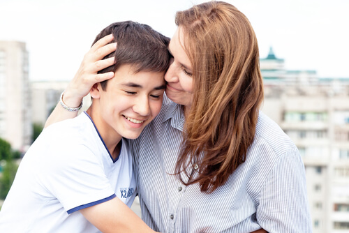 Como ganhar a confiança do filho adolescente?