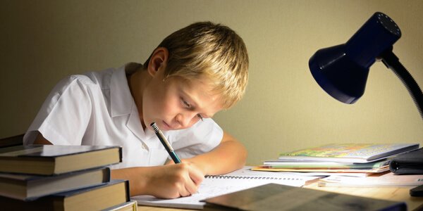 As lições de casa são boas para as crianças?