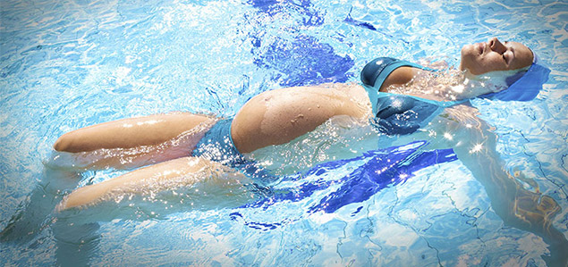 Praticar natação durante a gravidez