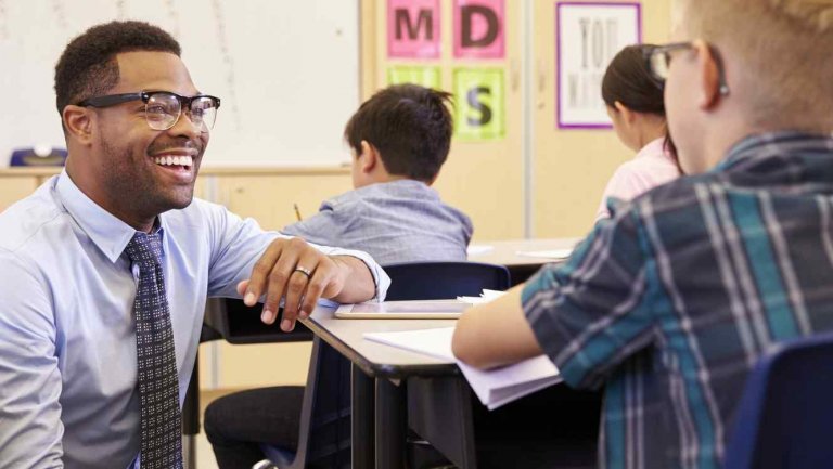 um bom professor escuta seus alunos