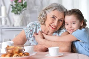 Por que é importante cuidar dos nossos avós?