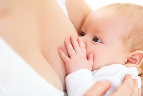 Quais são as melhores posições para amamentar o bebê?