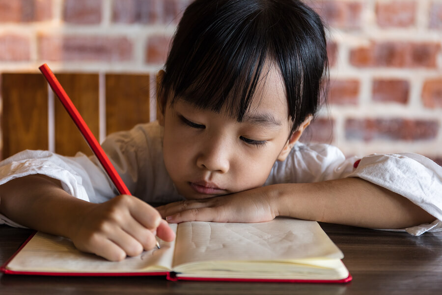 Estudar nas férias é positivo para as crianças?
