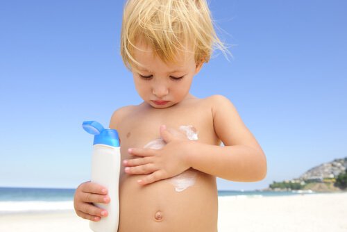 O que fazer se meu filho tiver alergia ao sol?