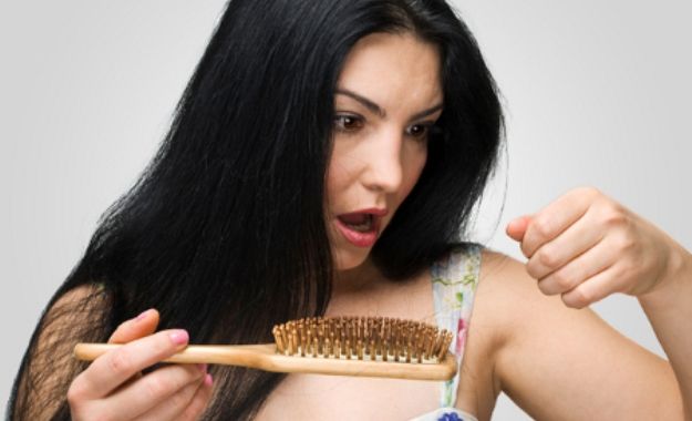 Maneiras de prevenir a queda de cabelo após o parto é controlando o estresse