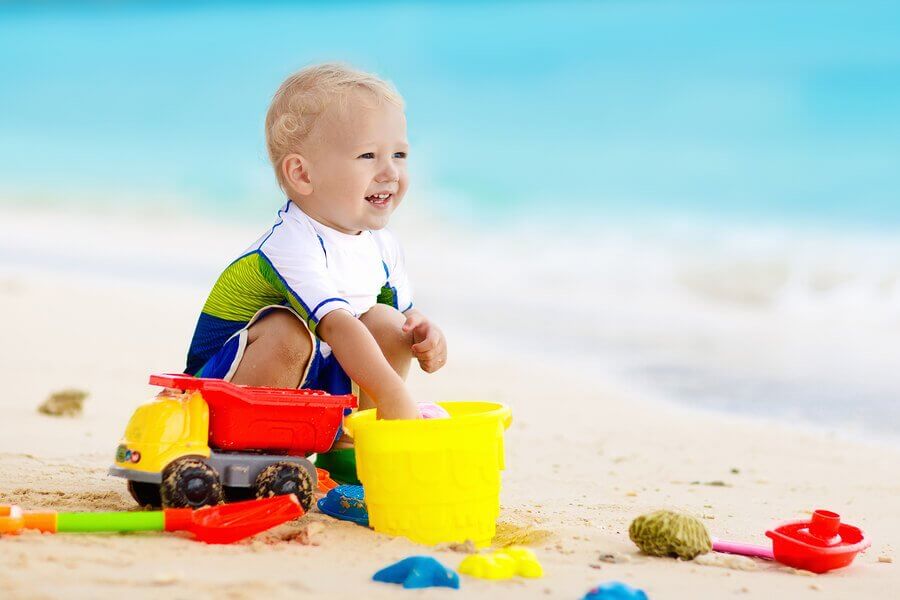 5 dicas para ir à praia com o bebê