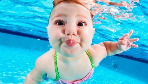 Razões para ensinar as crianças a nadar
