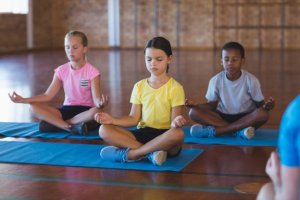Os benefícios da meditação em sala de aula