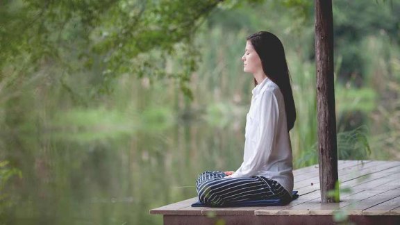 Dicas para mães cansadas: exercícios de relaxamento