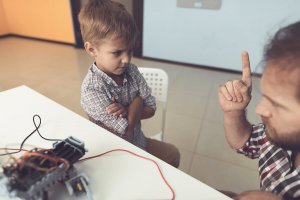 Filhos que ignoram os pais