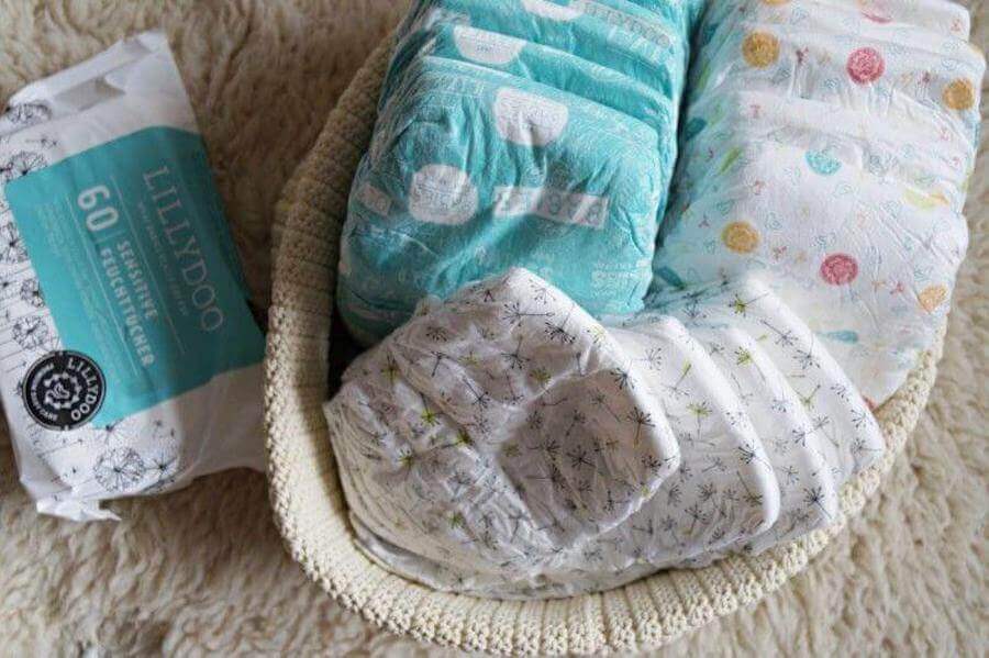 fraldas e lenços para bebê