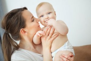 A que se deve o cheiro do bebê?