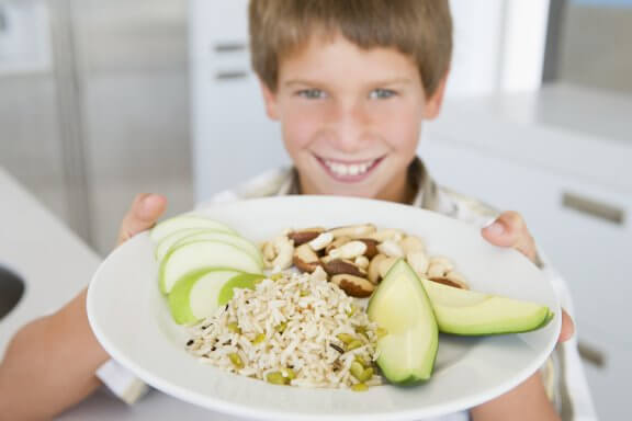 Como a alimentação influencia o desempenho escolar?