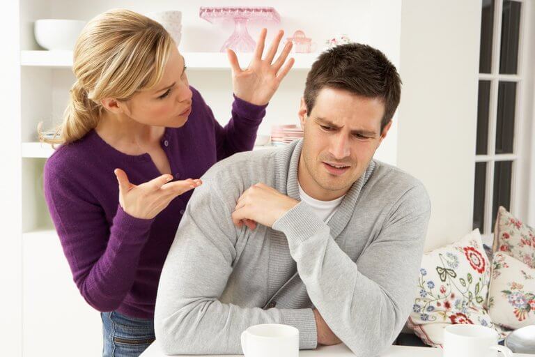 É possível resolver os conflitos de casal através da escuta ativa.
