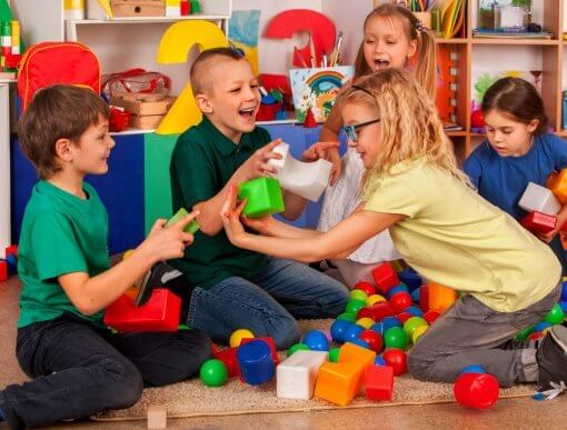 Dicas para ensinar habilidades sociais para as crianças